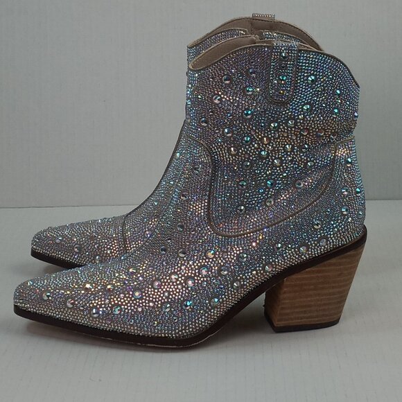 NWOT Bieoshli Silver Rhinestone Western Cowboy Ankle Boots - Picture 1 of 7
